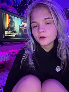 Cutiepiespanks' Live Sex Cam Show