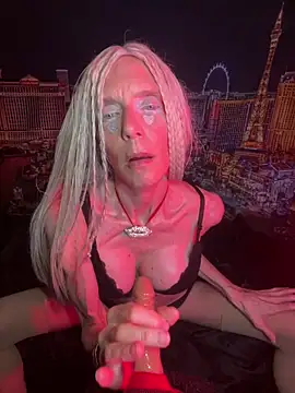 1NikiVegas' Live Sex Cam Show