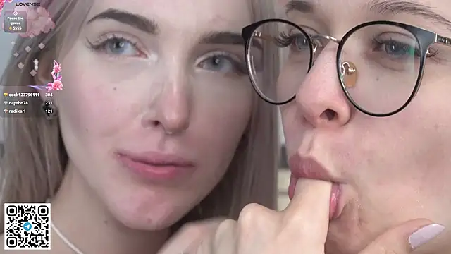 MaeEversley's Live Sex Cam Show