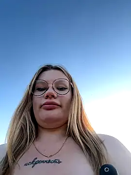 justmilaa's Live Sex Cam Show