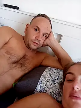 coppiaspagnaxx4's Live Sex Cam Show