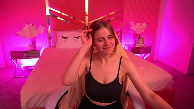 ShinyfromUa's Live Sex Cam Show