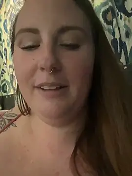 Domimommy420's Live Sex Cam Show