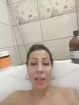 SightsedConfetti's Live Sex Cam Show