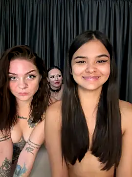 RollingGirls' Webcam Show