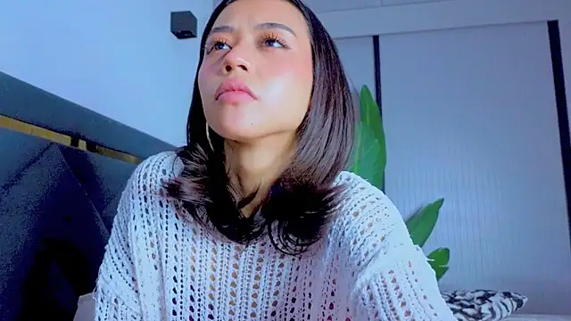 Mia_Tin's Webcam Show