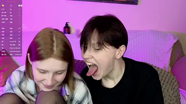 Girls_Fingers' Live Sex Cam Show