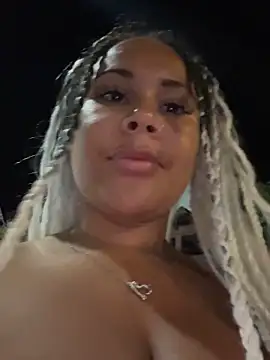HaileyDiana's Live Sex Cam Show