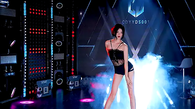 cdyyds001's Live Sex Cam Show