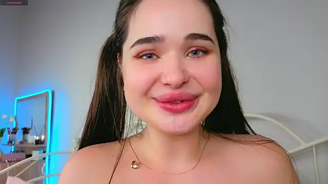 KateBleare's Webcam Show