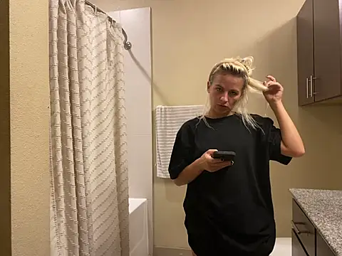 girlfriendmissy's Webcam Show