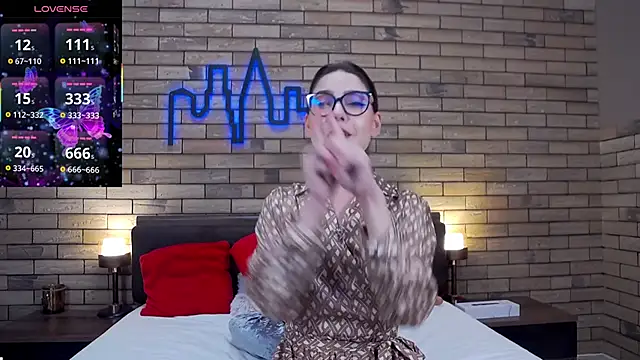 KaylaLewys' Live Sex Cam Show