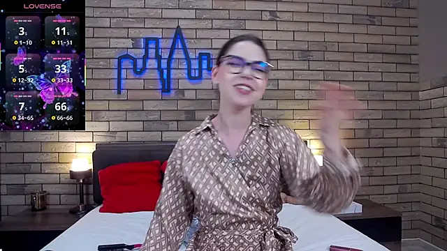 KaylaLewys' Live Sex Cam Show