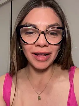 alicee16's Live Sex Cam Show