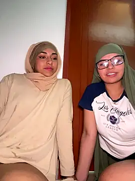 lalilamassu1's Live Sex Cam Show