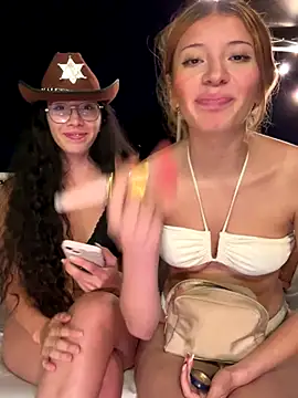 PussyLoversShow's Webcam Show