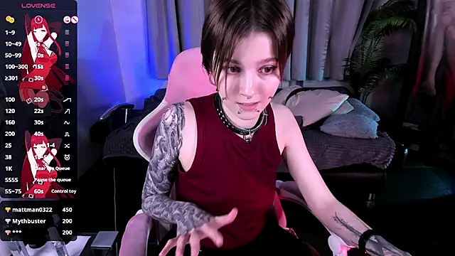 MiraVelle's Live Sex Cam Show