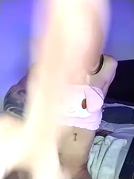 _paulaaa's Webcam Show