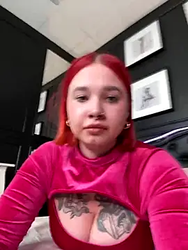 VeronicaLine's Live Sex Cam Show