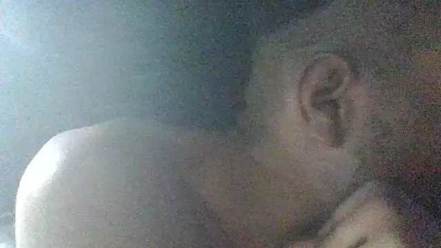 Blkandlovealls' Webcam Show