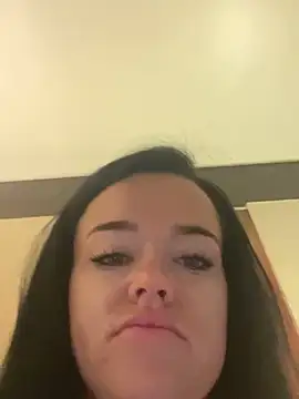 C-ALIMA_OX's Live Sex Cam Show