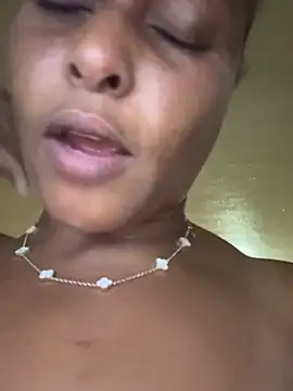 Realwetpussy's Webcam Show