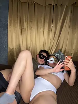 LiaDravenX's Live Sex Cam Show