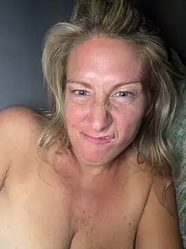 sophiasloane's Webcam Show