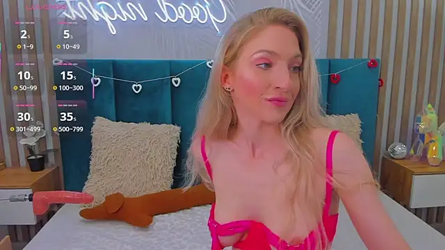 Emilly_Hart's Live Sex Cam Show