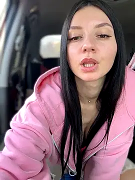 JulliaVegas' Live Sex Cam Show