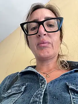 casalinga88's Live Sex Cam Show