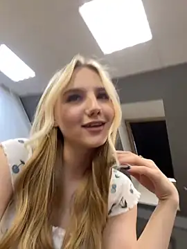 Sky_Cutie's Live Sex Cam Show