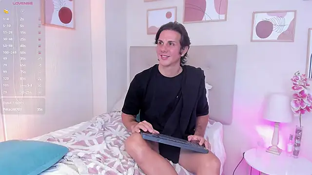 Almiboys' Live Sex Cam Show