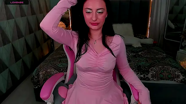 Alica_Worlds' Live Sex Cam Show