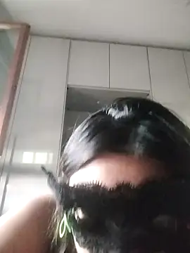 caldaevogliosa81's Live Sex Cam Show
