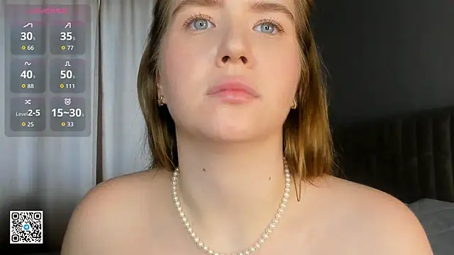 AlinaSollman's Live Sex Cam Show