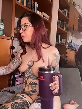 Dancing_wmyselF_'s Live Sex Cam Show