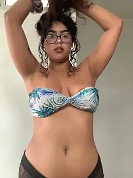 CaroBeach's Live Sex Cam Show