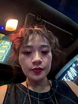 vivit-bibi's Live Sex Cam Show