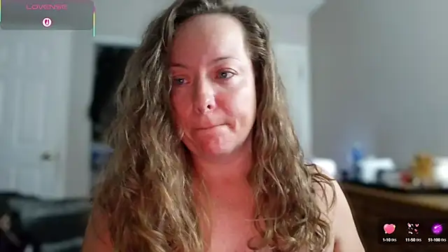 julimonroe's Live Sex Cam Show