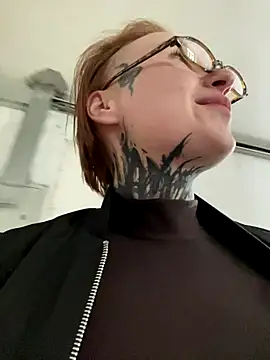bebabenny's Live Sex Cam Show