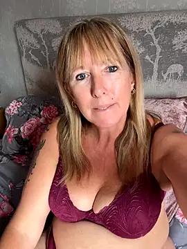 Hot-Toyah's Live Sex Cam Show