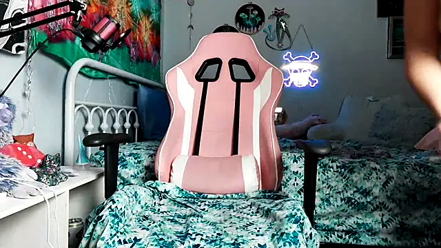 baebaeblueXXX's Live Sex Cam Show