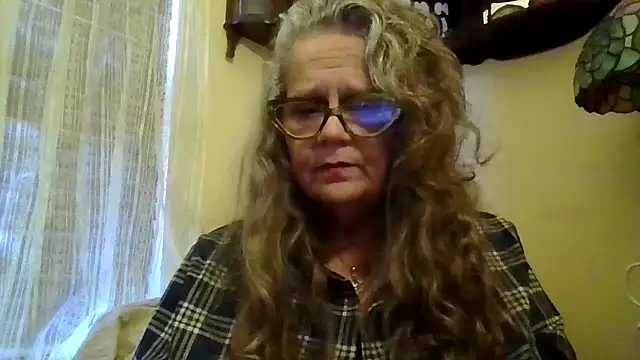 DestineeLoverGirl's Live Sex Cam Show