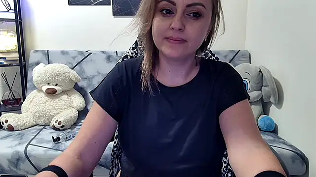 Eelleen's Live Sex Cam Show