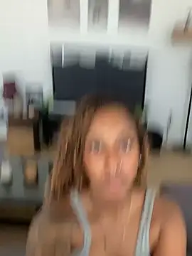Your_Paris' Live Sex Cam Show