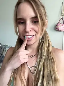 thigh_hi's Live Sex Cam Show