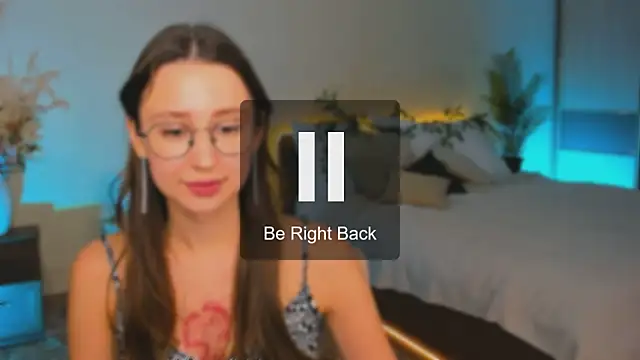 YourLovellyStory's Live Sex Cam Show