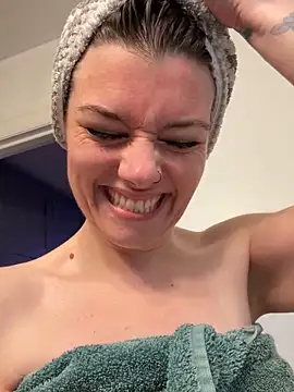 LadyLena1's Live Sex Cam Show