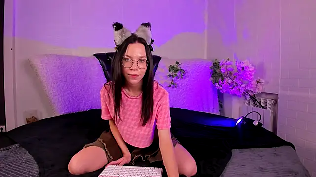 -LisaBliss' Live Sex Cam Show